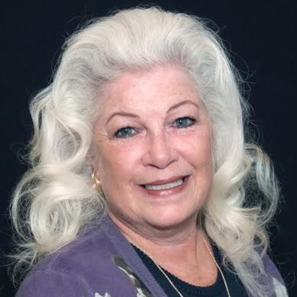 Meet your Posher, Elaine